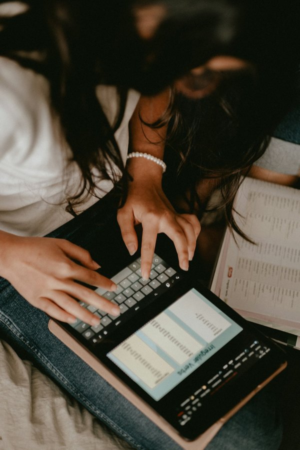 Les 15 meilleurs logiciels de time tracking pour 2024